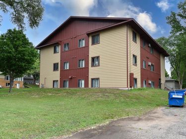 626 11th Street S, Saint Cloud, MN 56301