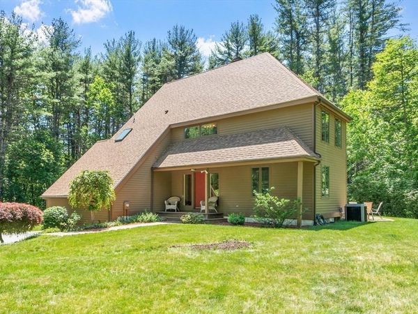78 Carroll Dr, Carlisle, MA 01741