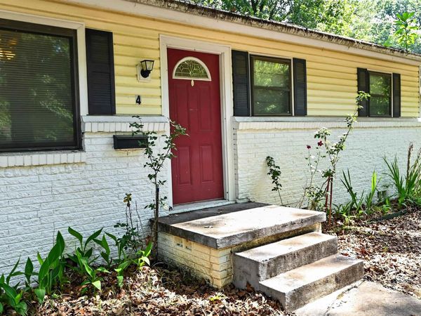 4 Sheffield Drive , Little Rock, AR 72209