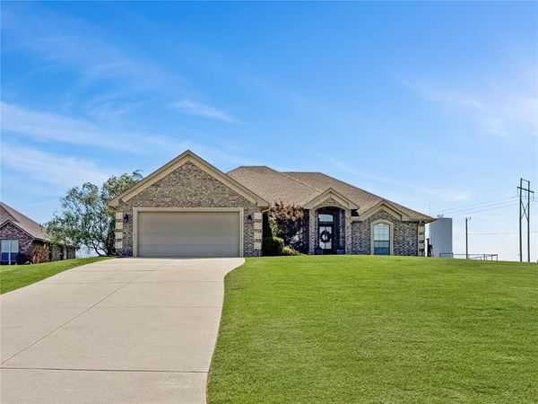 900 County Street 2932 , Tuttle, OK 73089