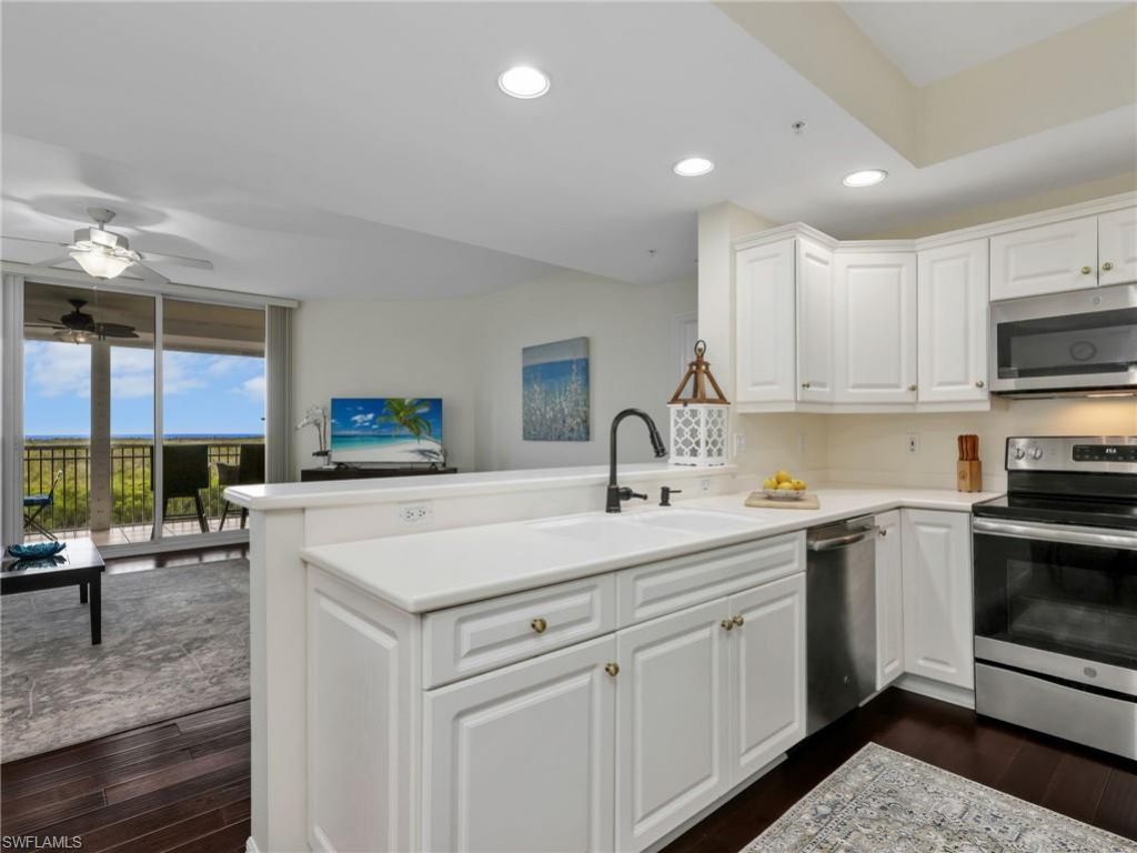 1001 Arbor Lake Dr, Unit 406, Naples, FL 34110 Photo