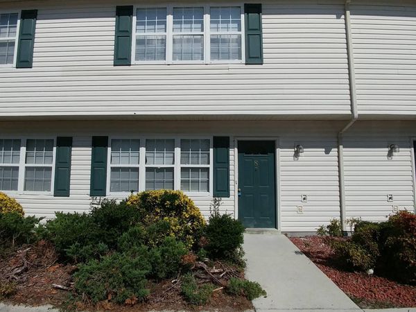 87 Century Court , Swansboro, NC 28584