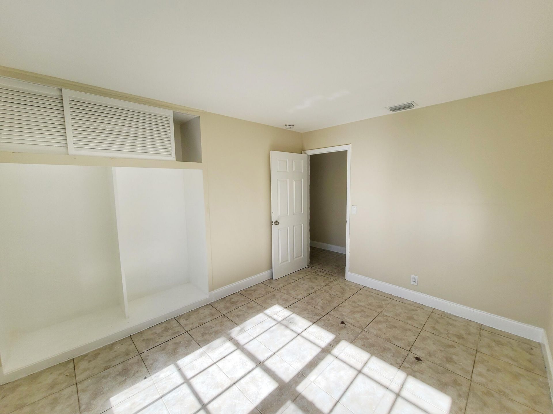 420 Blue Heron Boulevard, Unit 2, West Palm Beach, FL 33404 Photo