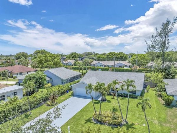 654 West Drive, Delray Beach, FL 33445