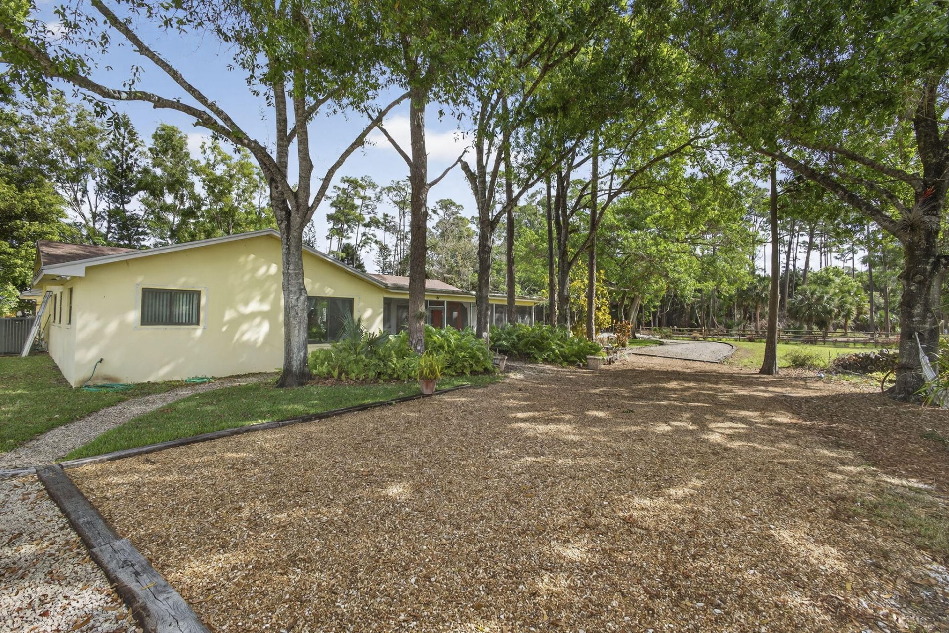 749 W Rambling Drive, Wellington, FL 33414 Photo