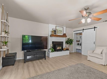 6545 Miles Ln, Carmichael, CA 95608 Photo