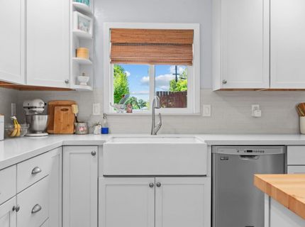 6545 Miles Ln, Carmichael, CA 95608 Photo