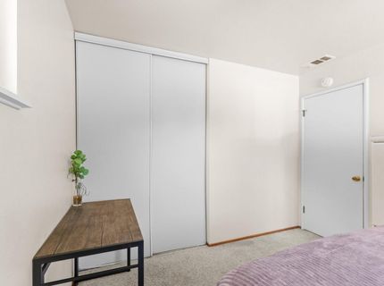 6545 Miles Ln, Carmichael, CA 95608 Photo