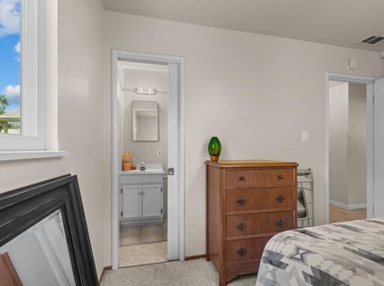 6545 Miles Ln, Carmichael, CA 95608 Photo
