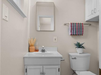 6545 Miles Ln, Carmichael, CA 95608 Photo