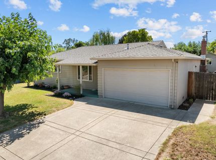 6545 Miles Ln, Carmichael, CA 95608 Photo