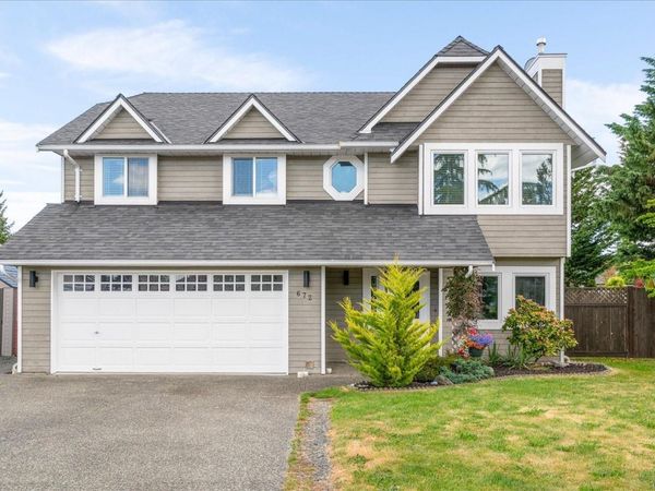 672 Foster Dr , Parksville, BC V9P 1A8