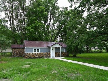 319 W 13Th Street, Winamac, IN 46996
