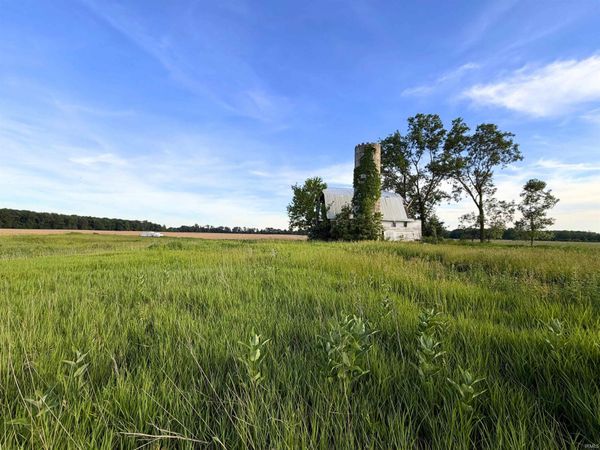 18 Highway, Bryant, IN 47326