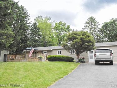 2378 Melton Dr., Oceola Twp, MI 48843