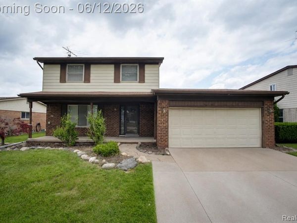 5061 Temple Drive , Sterling Heights, MI 48310