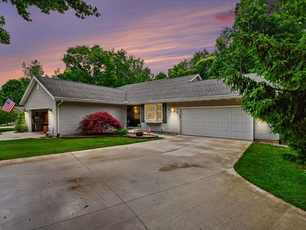 6920 Beechwood Drive, Saranac, MI 48881