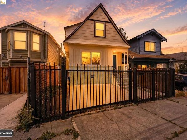 2217 E 24Th St, Oakland, CA 94606