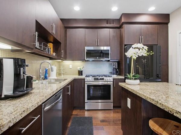 2115 Cosmo Way, San Marcos, CA 92078
