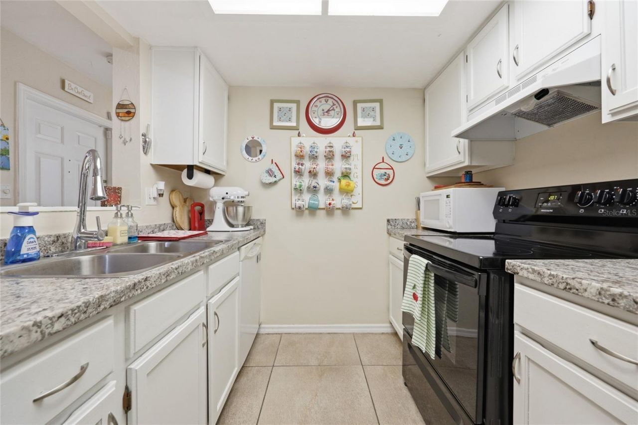 920 SW 55th Terrace , Gainesville, FL 32607 Photo