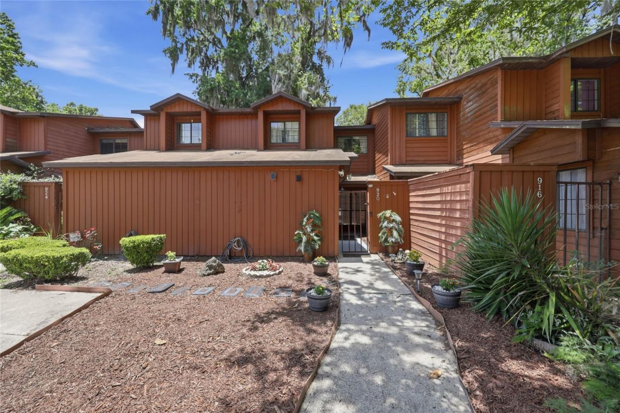 920 SW 55th Terrace , Gainesville, FL 32607 Photo