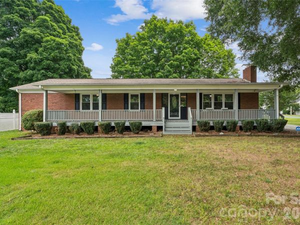 615 W 5th Street , Landis, NC 28088