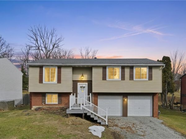 181 Jade Dr, Verona, PA 15147