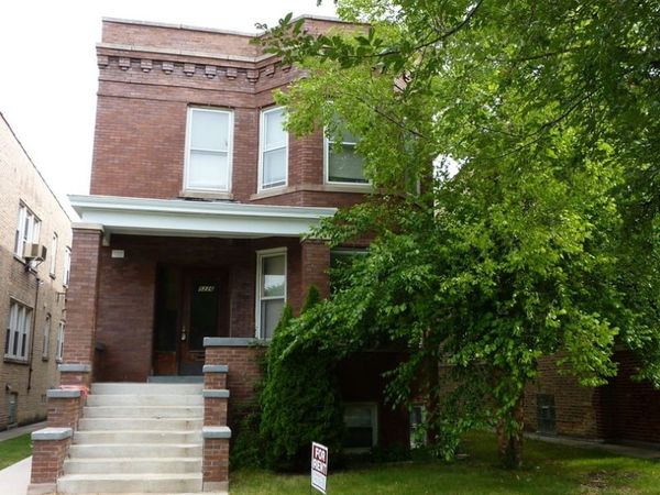5226 W Hutchinson Street , Unit 1, Chicago, IL 60641