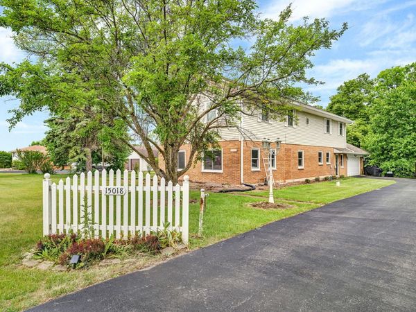 15018 ARCHER Avenue, Lockport, IL 60441