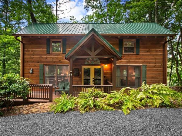184 Fightingtown Drive, Blue Ridge, GA 30513