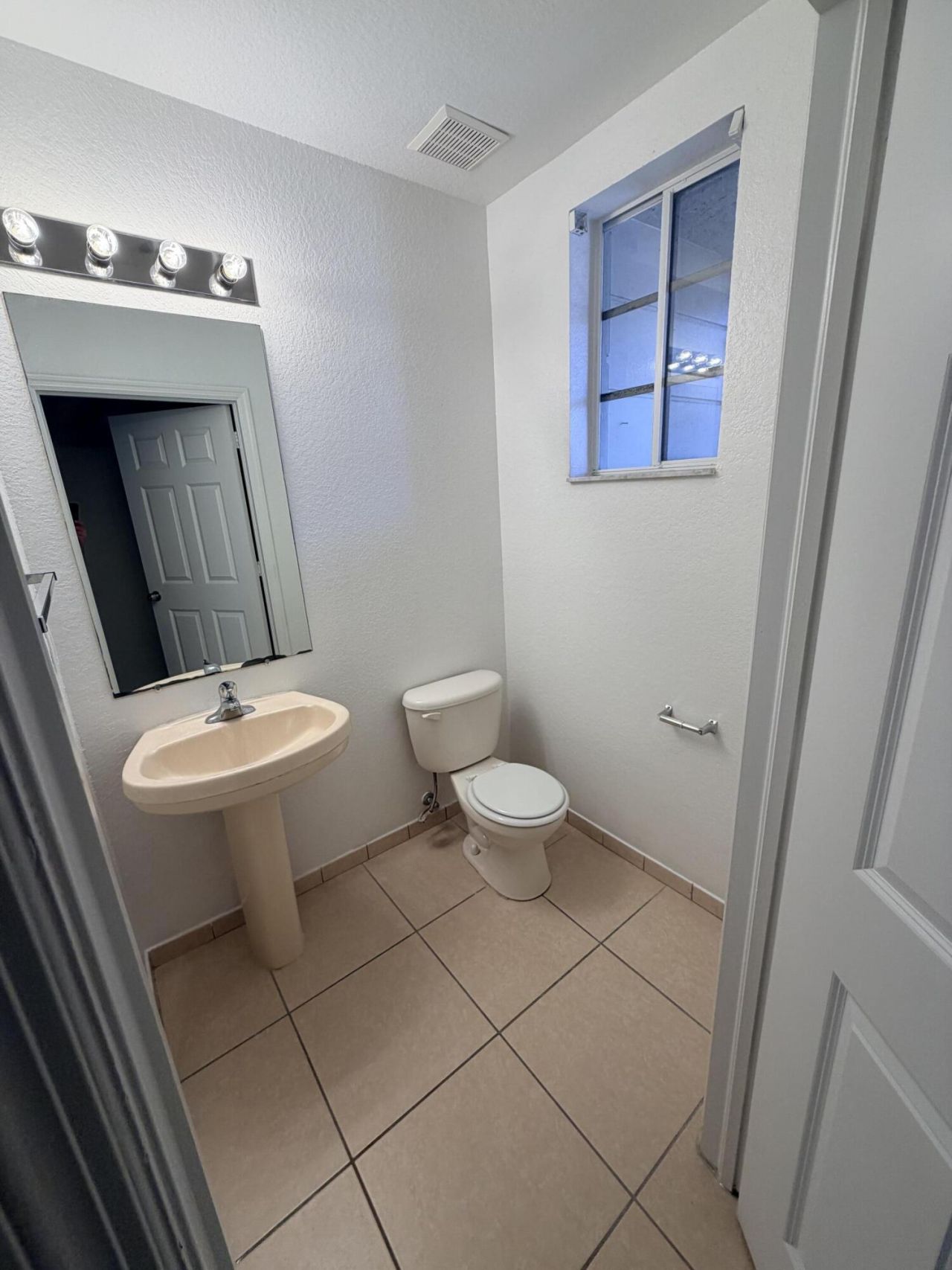 969 Tortuga Lane, Riviera Beach, FL 33404 Photo