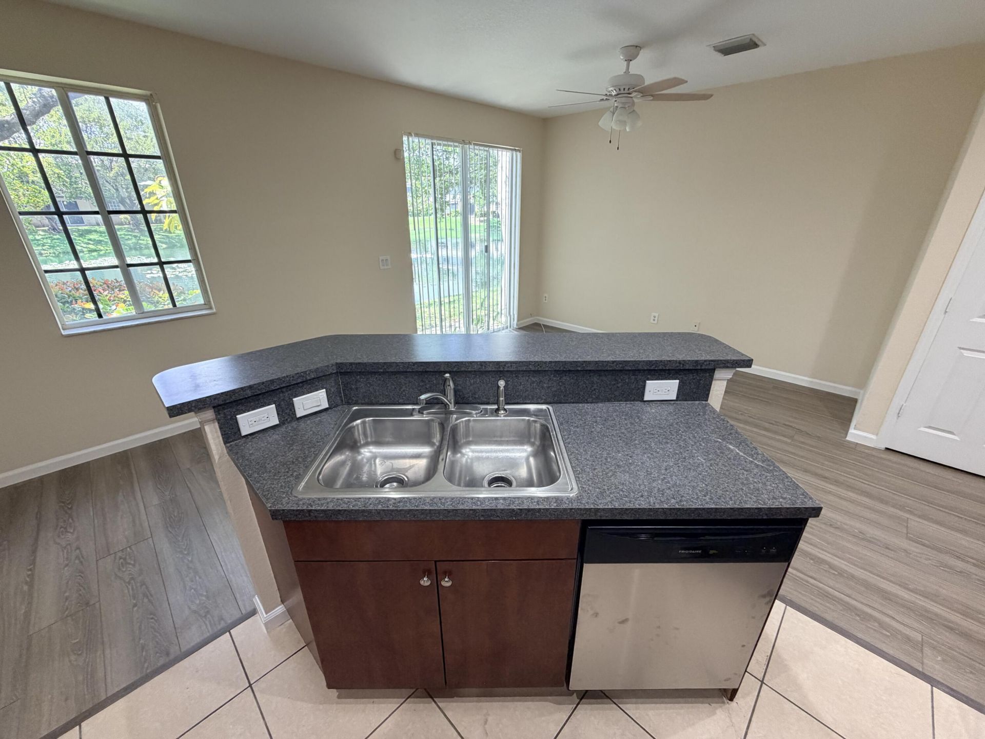 969 Tortuga Lane, Riviera Beach, FL 33404 Photo