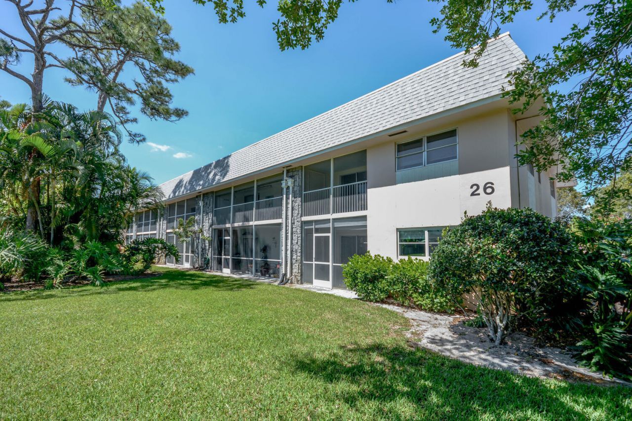 18081 SE Country Club Drive, Unit 26-256, Jupiter, FL 33469 Photo
