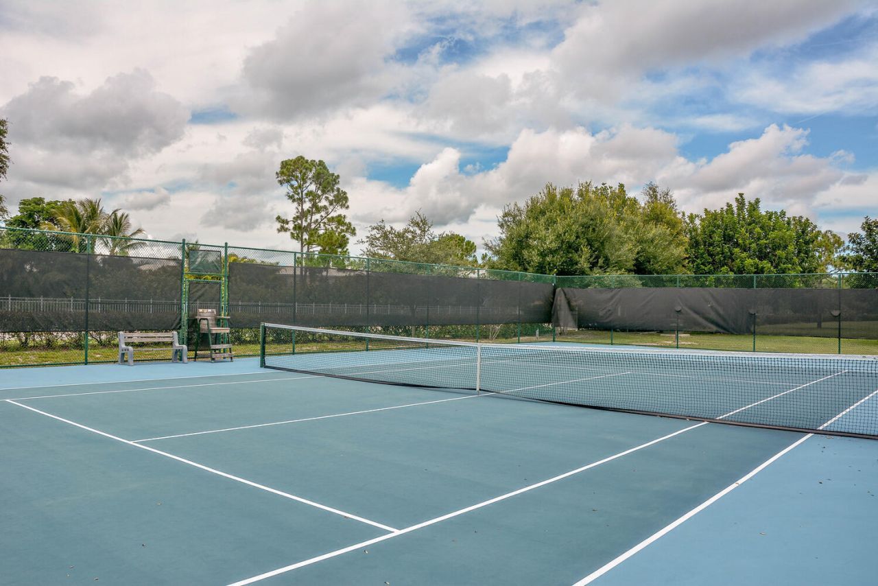18081 SE Country Club Drive, Unit 26-256, Jupiter, FL 33469 Photo