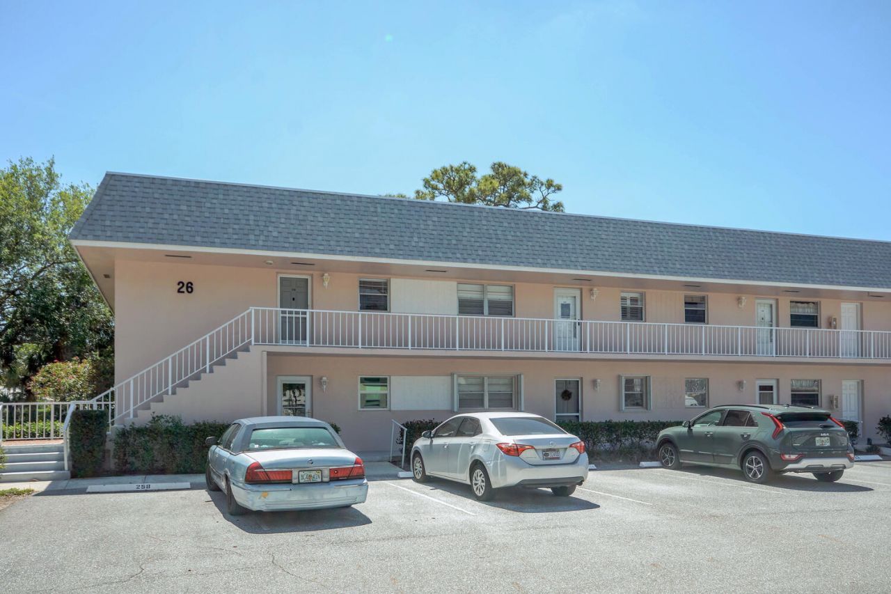 18081 SE Country Club Drive, Unit 26-256, Jupiter, FL 33469 Photo