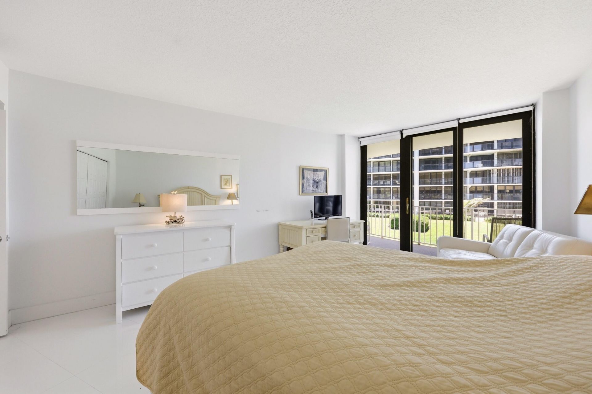 3400 S Ocean Boulevard, Unit 2fii, Palm Beach, FL 33480 Photo