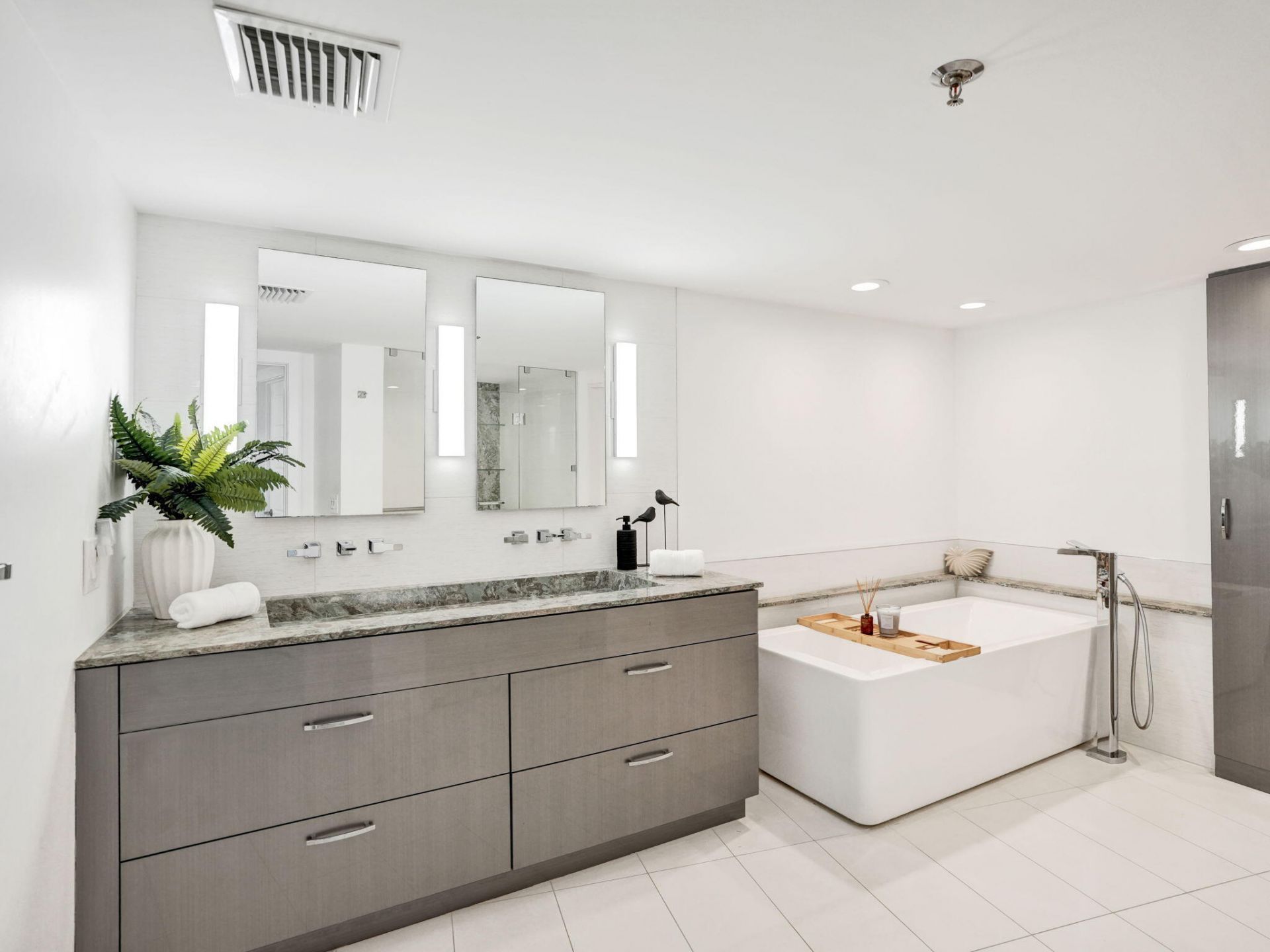 3400 S Ocean Boulevard, Unit 2fii, Palm Beach, FL 33480 Photo