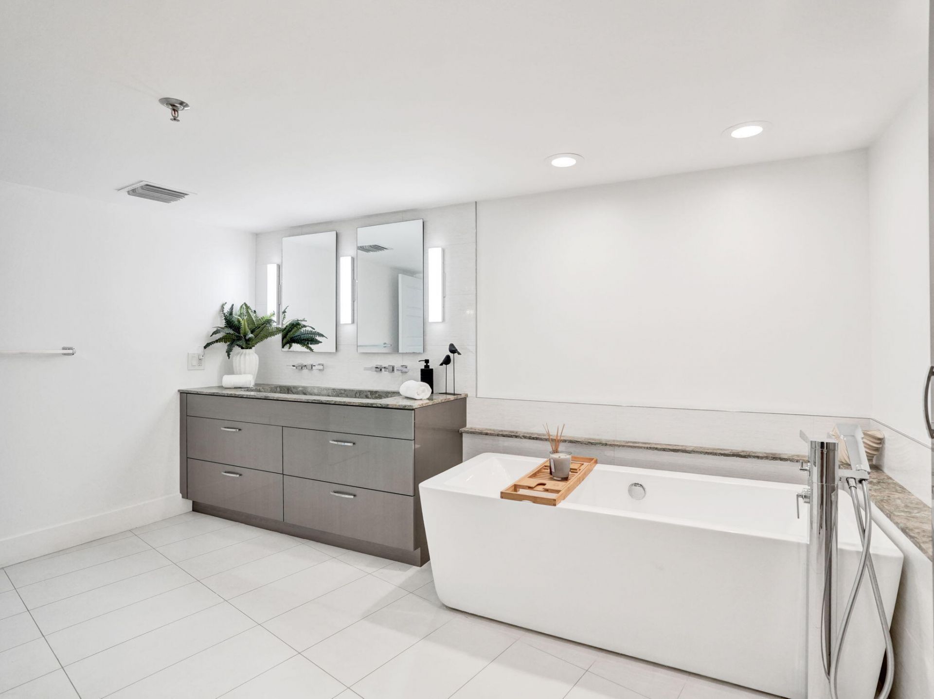 3400 S Ocean Boulevard, Unit 2fii, Palm Beach, FL 33480 Photo