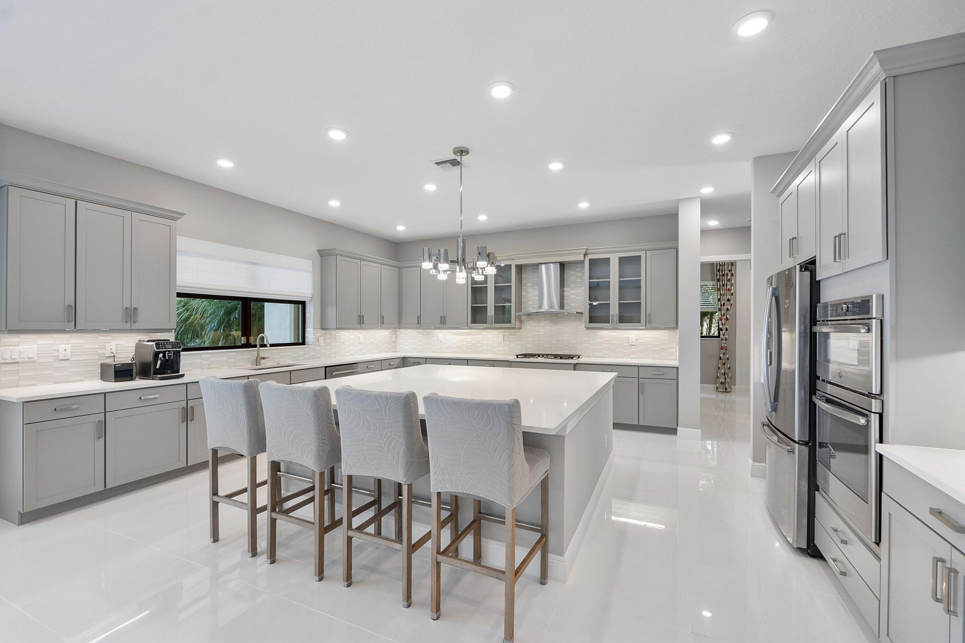 8685 Parkland Bay Drive, Parkland, FL 33076 Photo