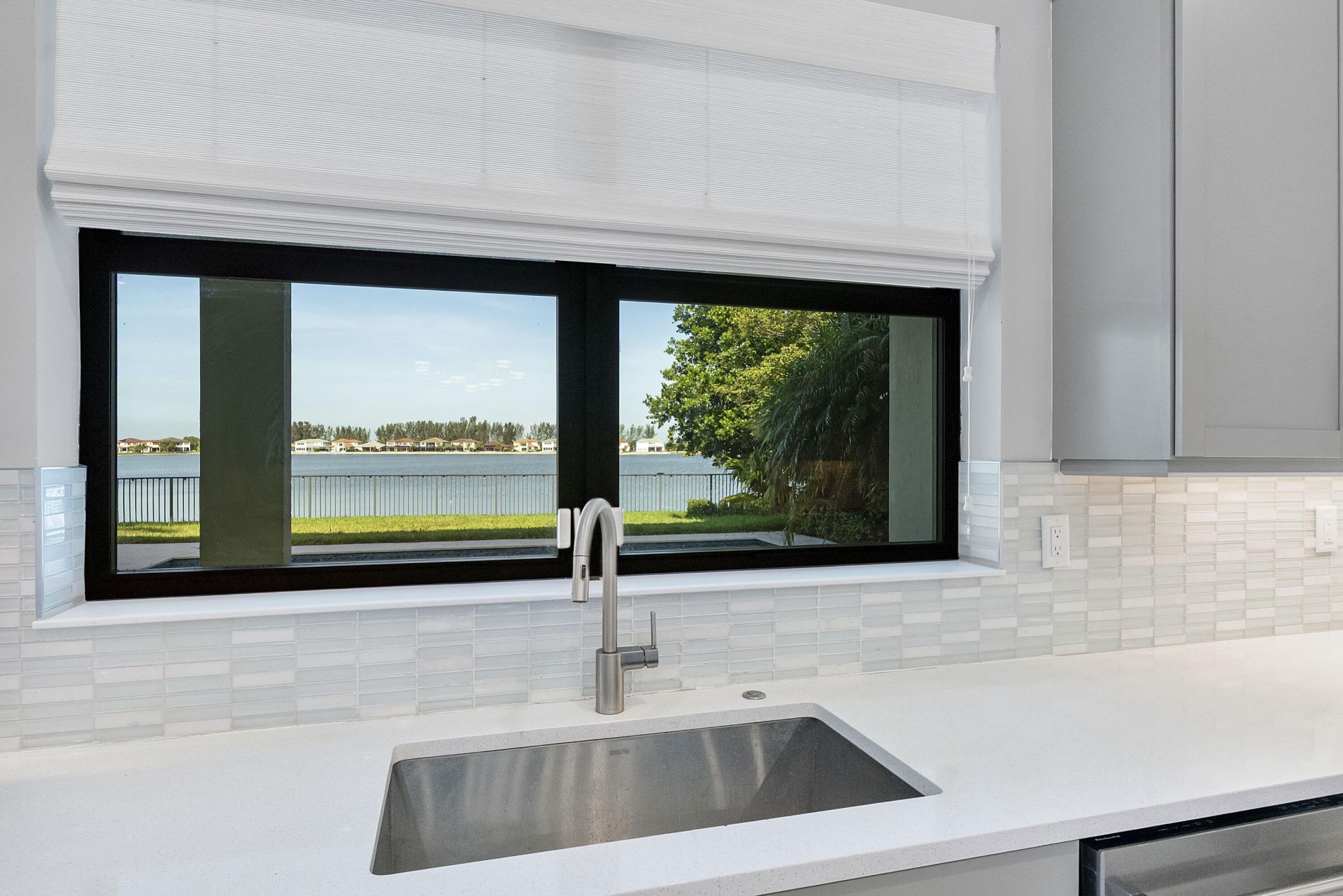 8685 Parkland Bay Drive, Parkland, FL 33076 Photo