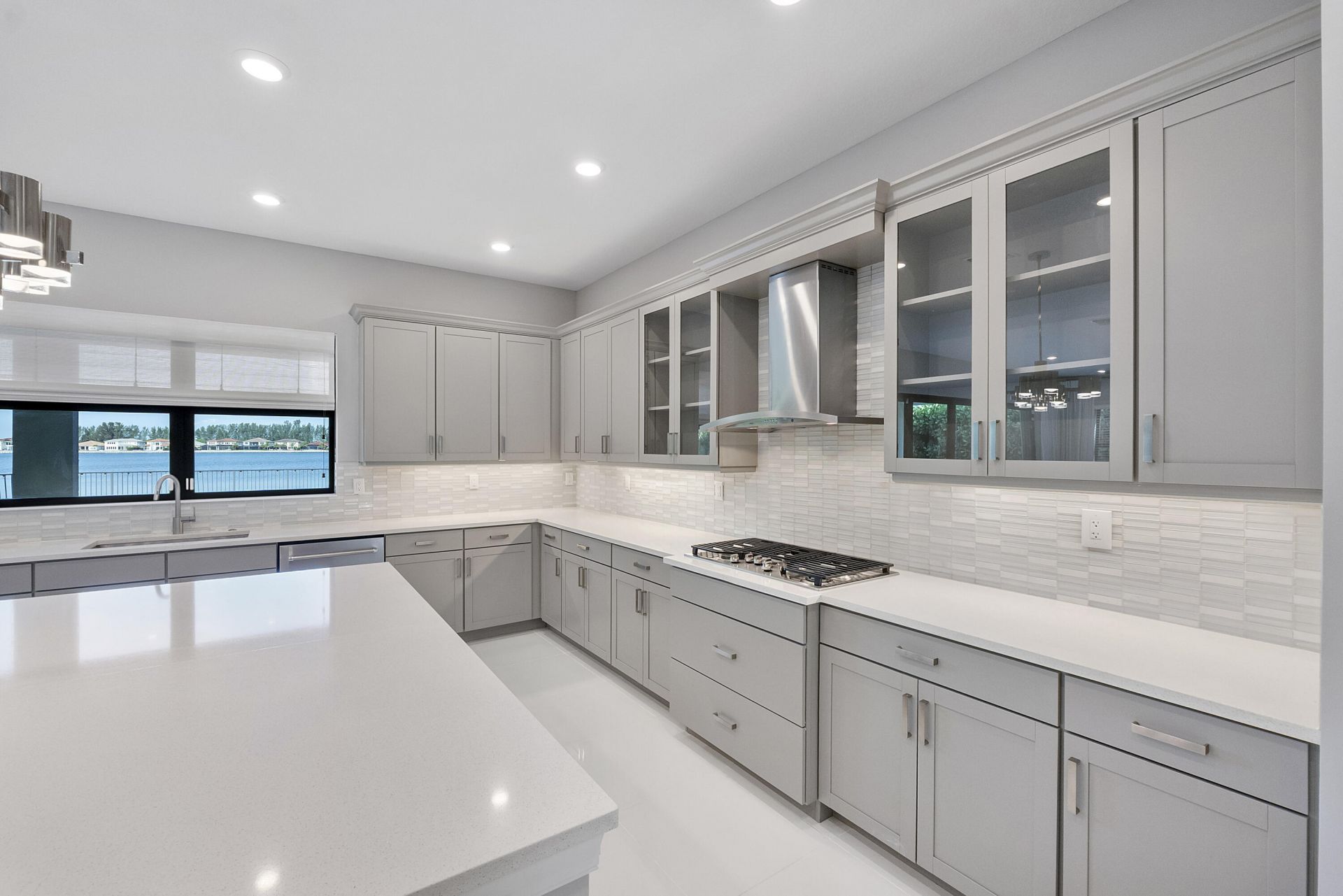 8685 Parkland Bay Drive, Parkland, FL 33076 Photo