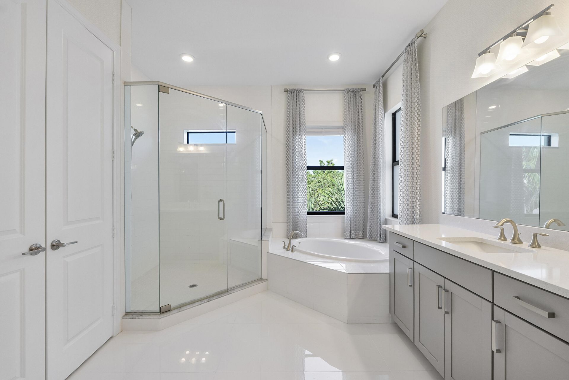 8685 Parkland Bay Drive, Parkland, FL 33076 Photo
