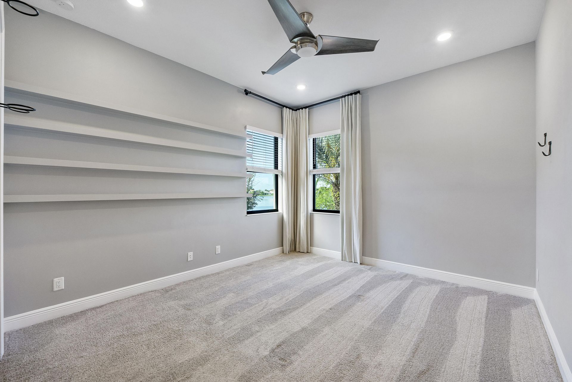 8685 Parkland Bay Drive, Parkland, FL 33076 Photo