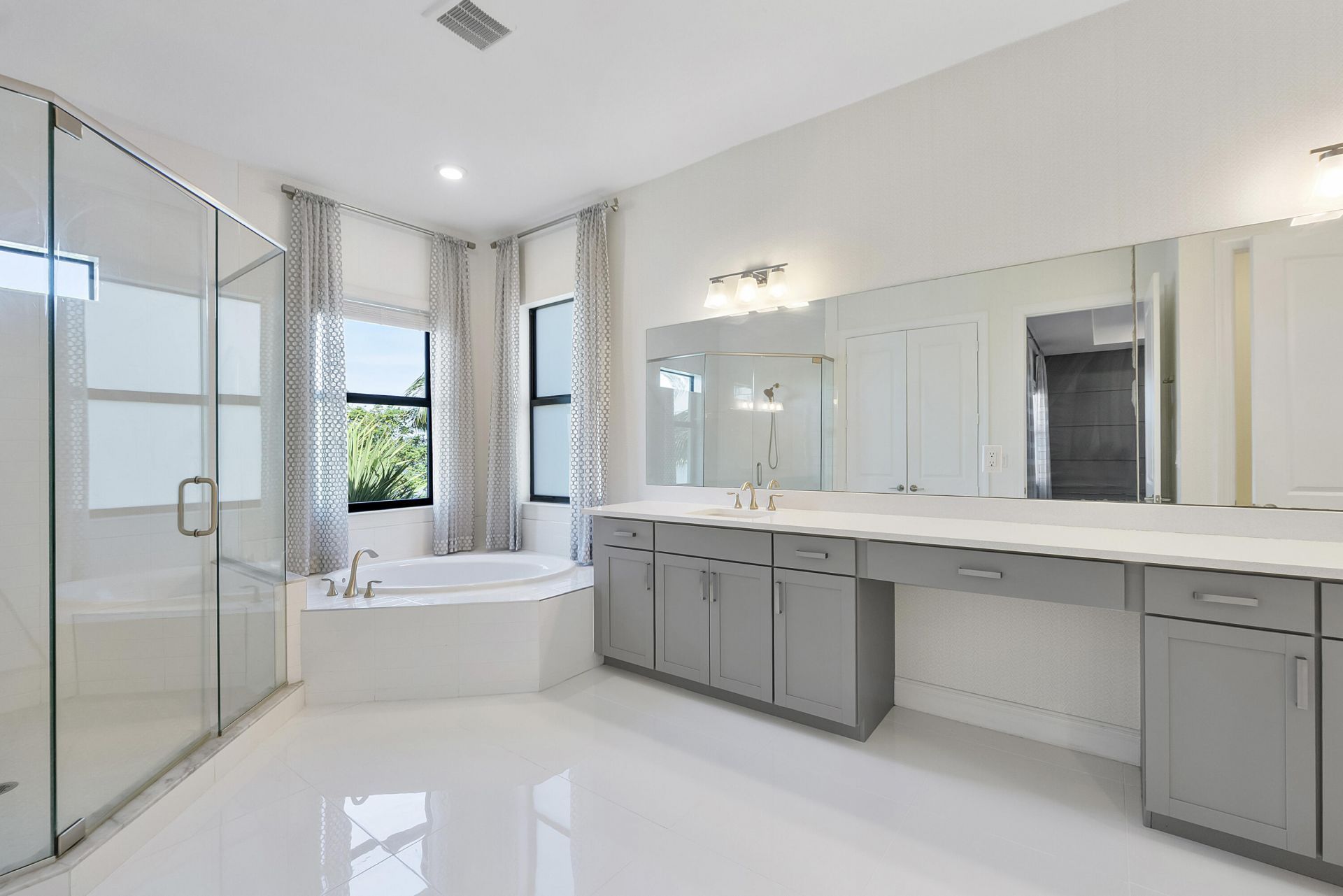 8685 Parkland Bay Drive, Parkland, FL 33076 Photo