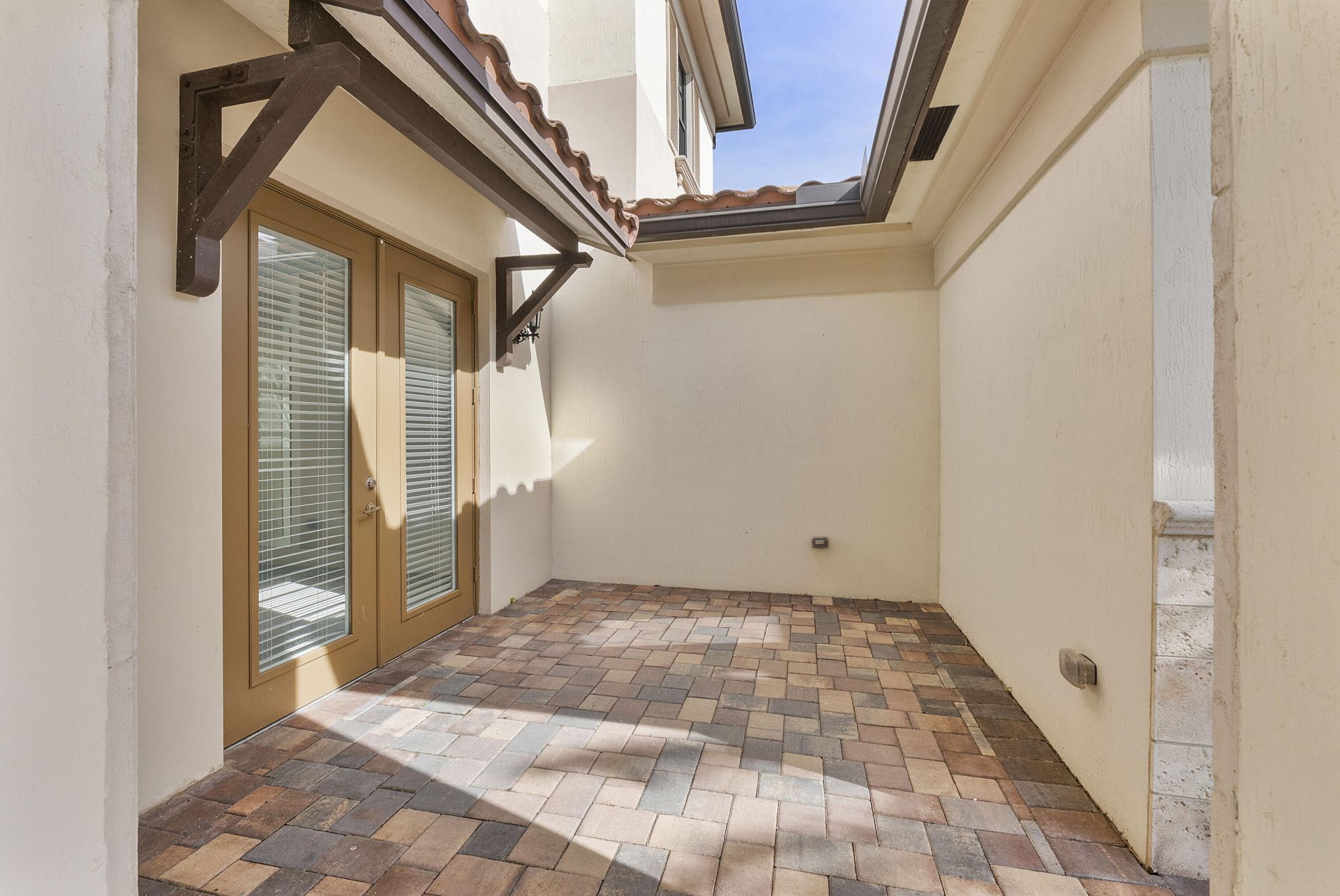 8685 Parkland Bay Drive, Parkland, FL 33076 Photo