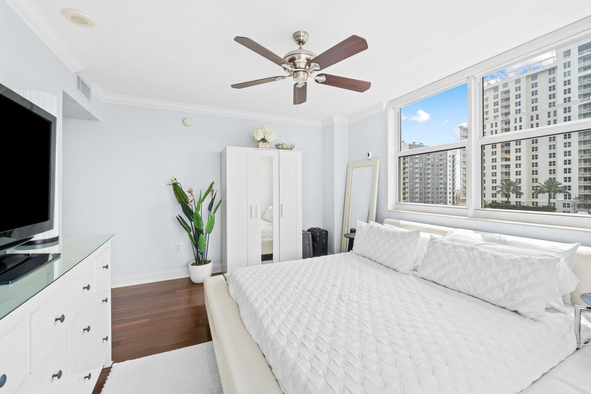 347 N New River Dr Drive E, Unit 1004, Fort Lauderdale, FL 33301 Photo