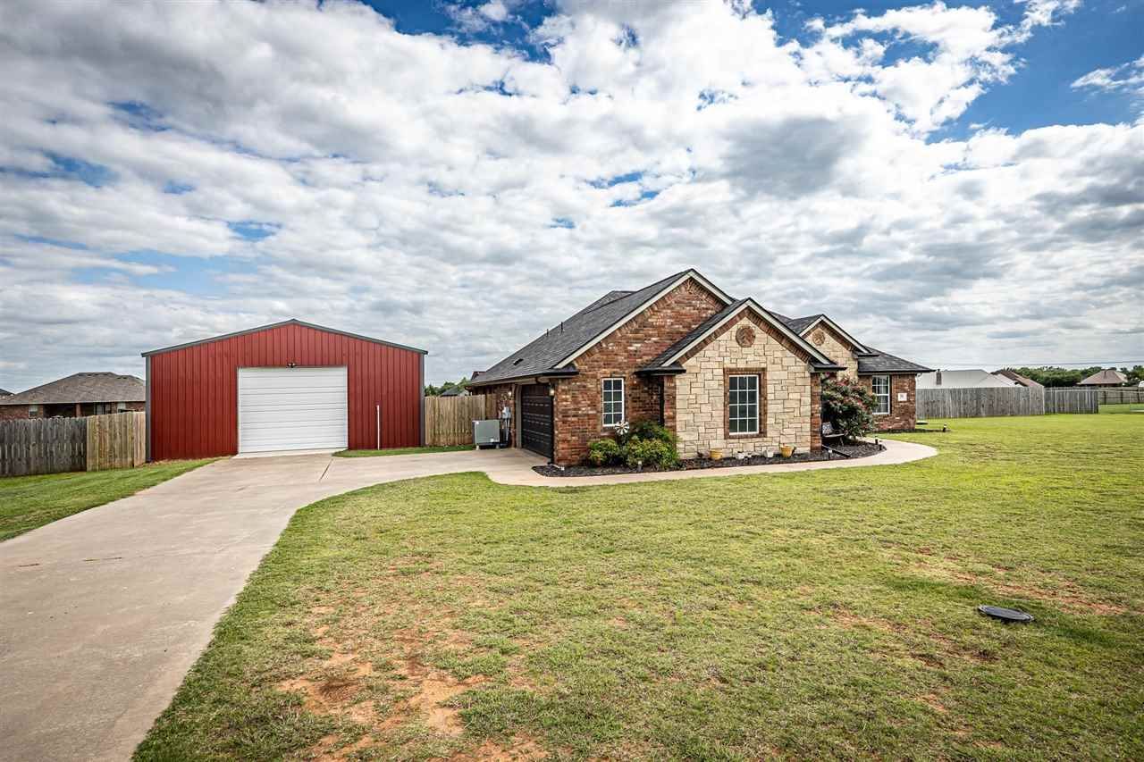 93 NE Simmons Cir, Fletcher, OK 73541 Main Photo