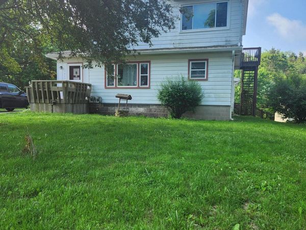 1453 Yeomans Street, Ionia, MI 48846