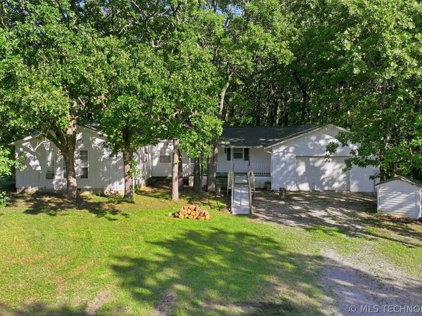 13360 S 254th East Avenue , Coweta, OK 74429
