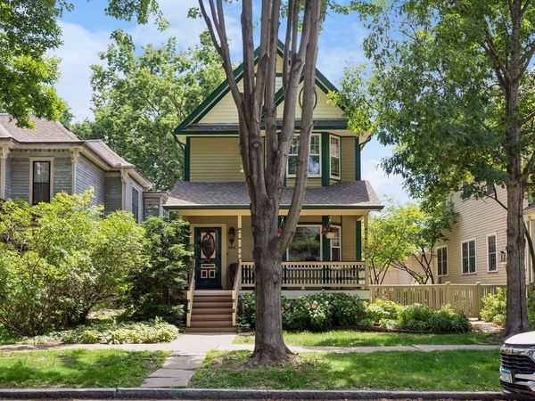 484 Laurel Avenue, Saint Paul, MN 55102